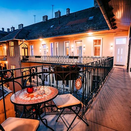 Luxury Smart Apartments Сегед Екстериор снимка